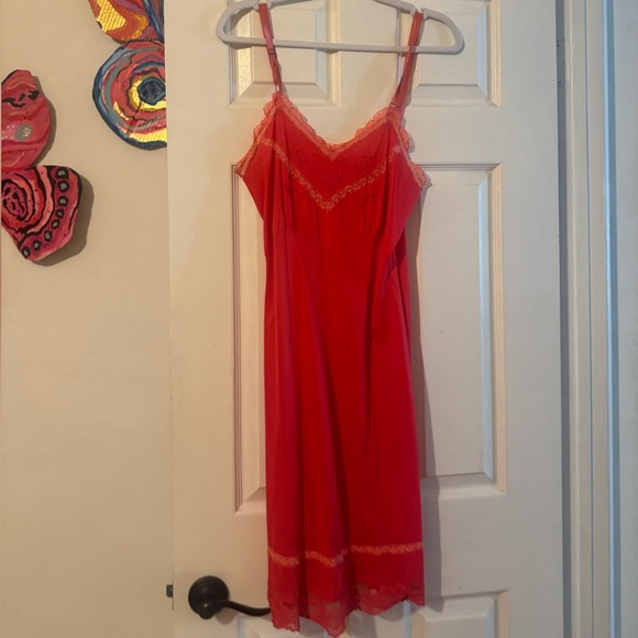 Vintage Dresses & Skirts - Vintage Red Mini Slip Dress with Lace Detail & Embroidery